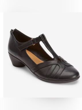 Comfortview Black T-Strap Closed-Toe Vintage-style Heels 8.5 Wide (new)